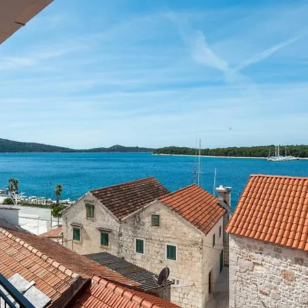 Elena * Rogoznica (Sibenik-Knin)