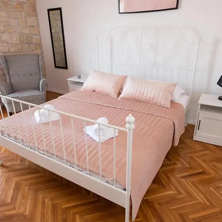 Apartmán Elena *