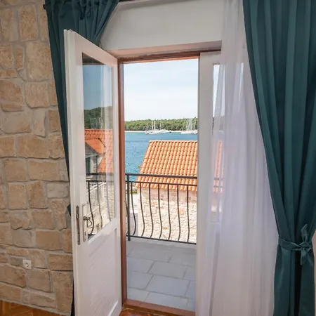 Elena Apartment