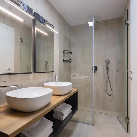 Elena Apartment