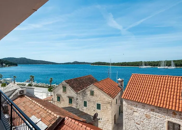 Elena * Rogoznica (Sibenik-Knin)